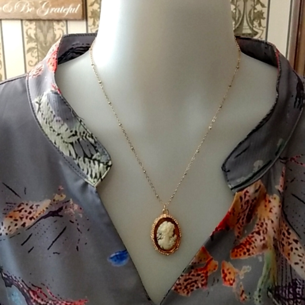 Cameo necklace